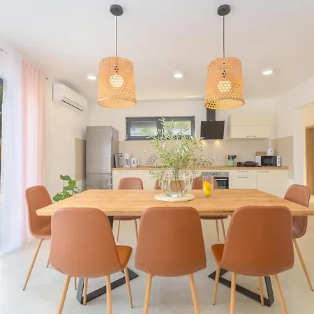 Hana Villa *