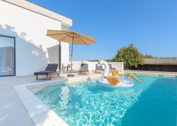 Hana Villa